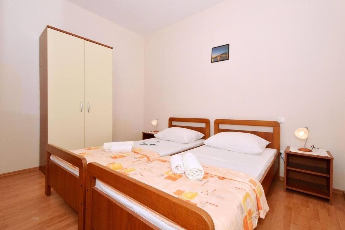 Apartments Sima Трогир Экстерьер фото