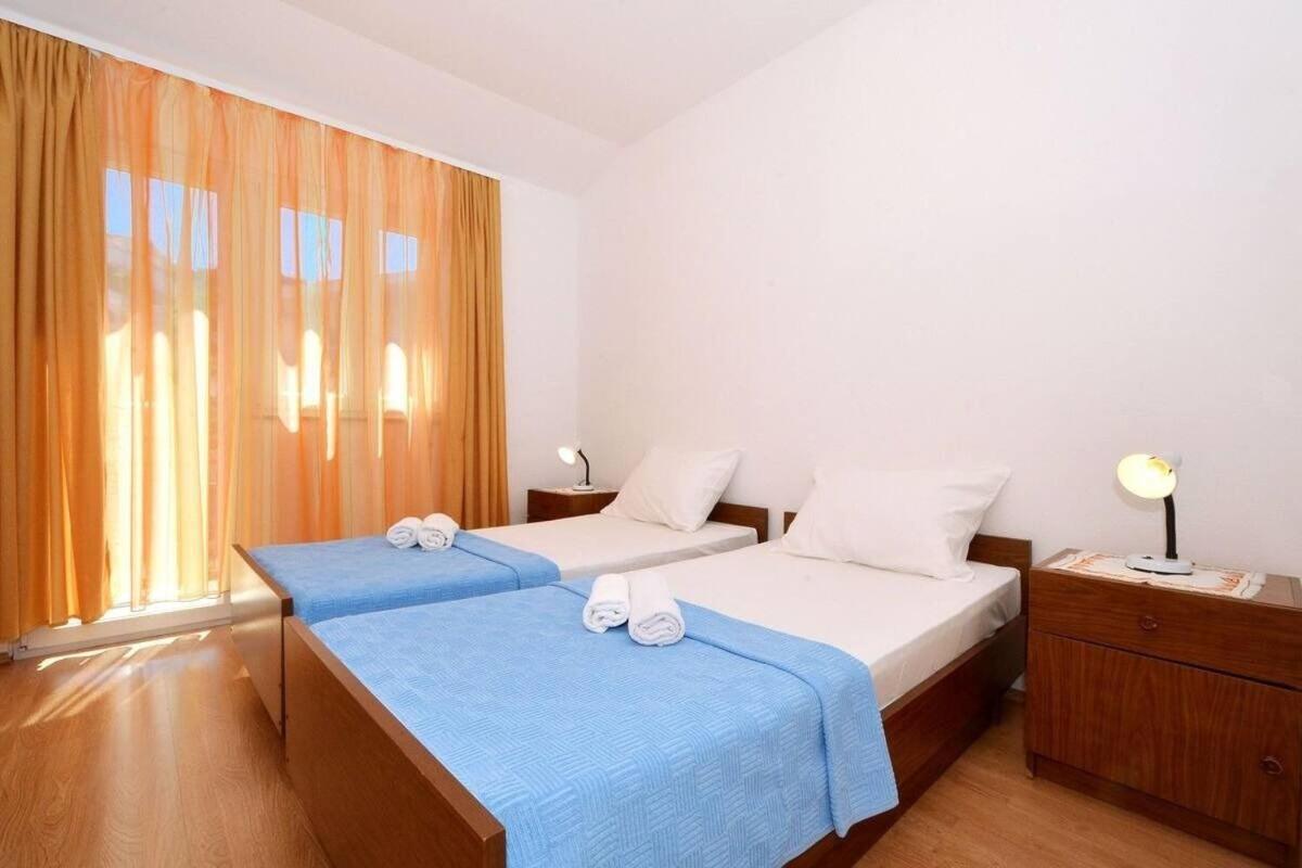 Apartments Sima Трогир Экстерьер фото